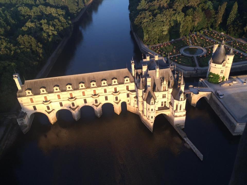 Château-Hôtel de la Ménaudiere Chissay-en-Touraine Exterior foto
